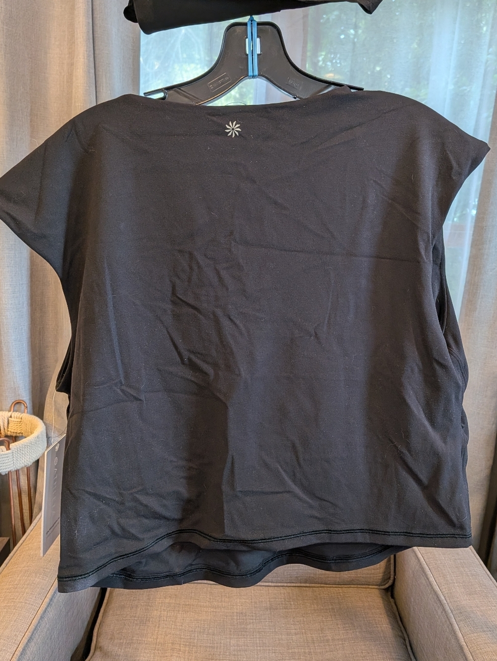 πΈ NWT Athleta Transcend Crop Tee in Black (SIZE XL + XXL) - Picture 2 of 16
